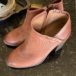 Lucky Brand Booties EUC